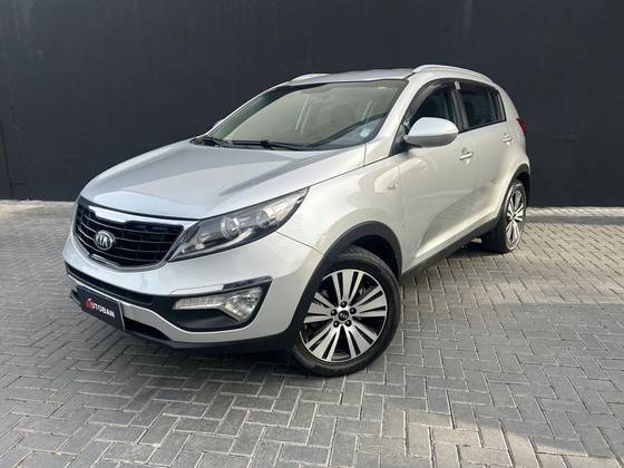 KIA SPORTAGE 2.0 LX 4X2 16V FLEX 4P AUTOMÁTICO KIA SPORTAGE 2.0 LX 4X2 16V FLEX 4P AUTOMÁTICO